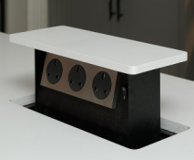 3 Port 3 Socket