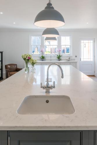CRL Verona Quartz Worktops Kent