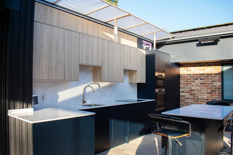 Outdoor Kitchen Kent