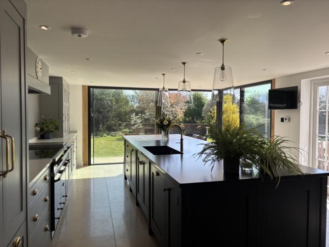 30mm Silestone Quartz on Centre Kitchen Island