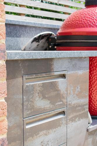 Outdoor BBQ Area Kent