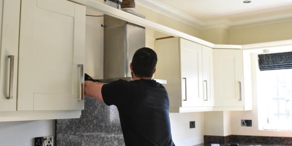 Henderstone Removing Worktops